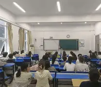 包含球员们绝不退缩，在赛场上奋勇争斗展现实力的词条